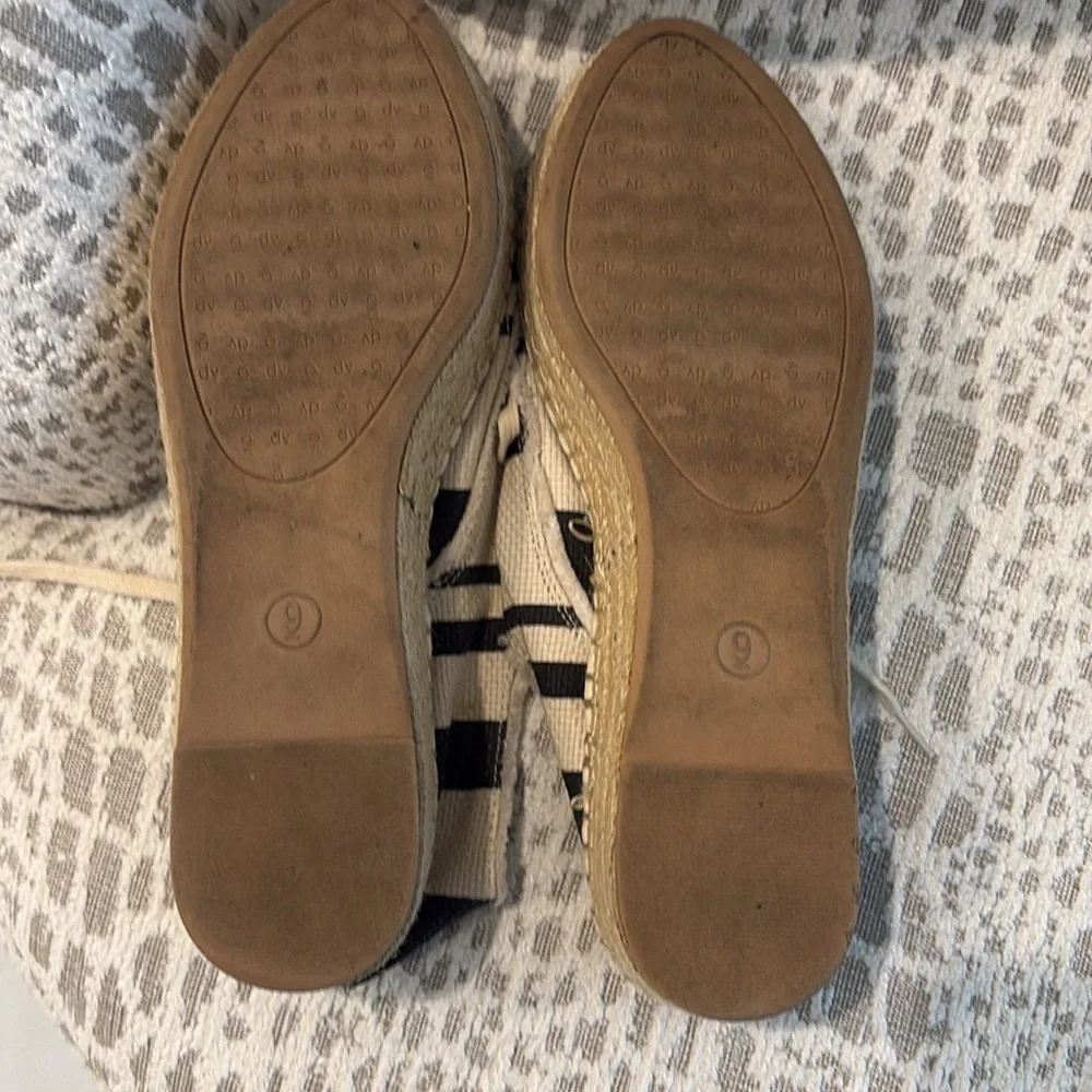 DOLCE VITA DV ESPADRILLE LACE UP PLATFORM